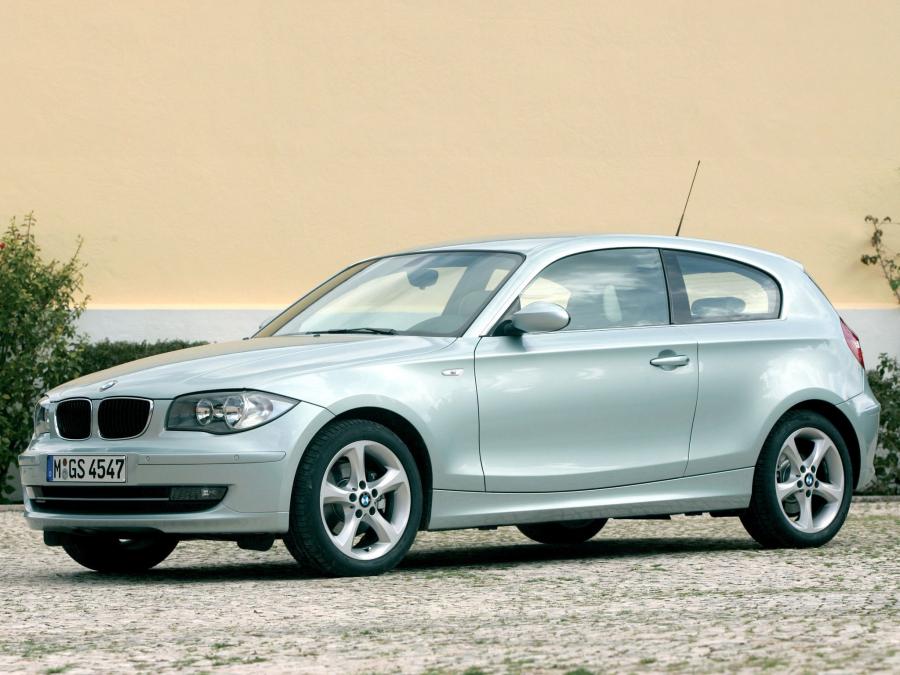  BMW 120i 3-Door 2007 года  (фото 50 из 70)